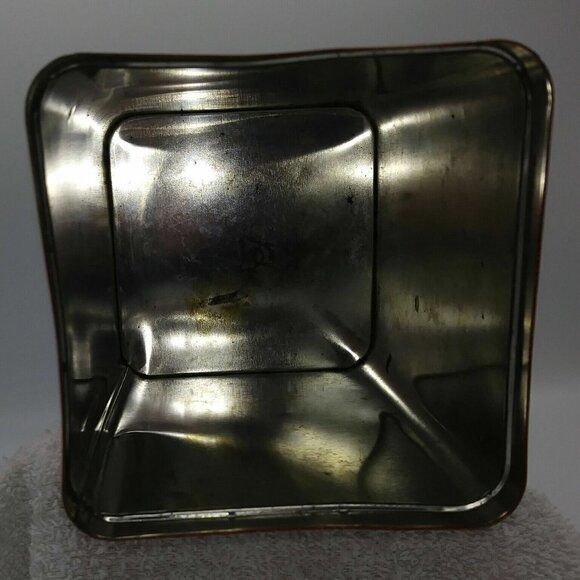 Vintage Nestle Tollhouse Cookies Tin with Ritz Crackers Cover Unique Collectible - Picture 7 of 7